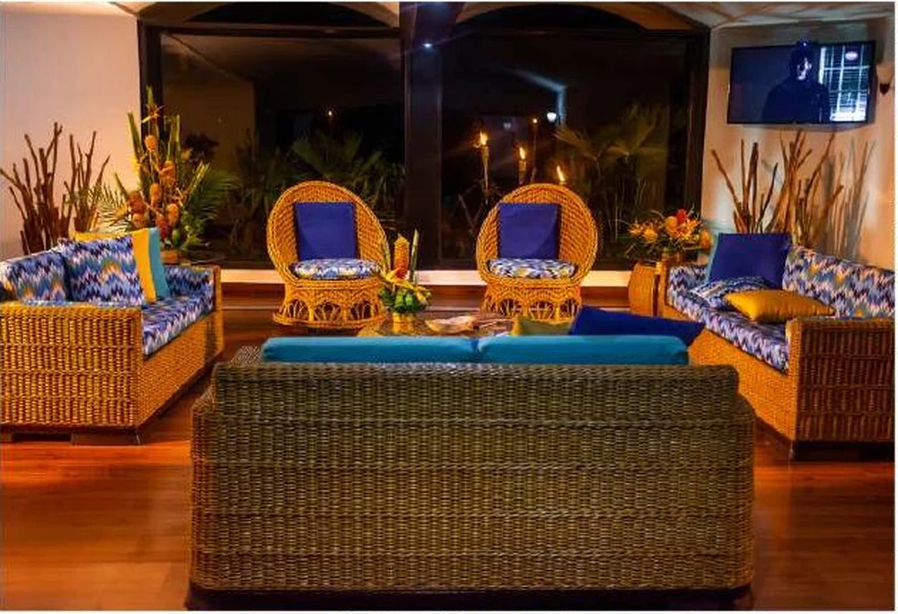 Sala lounge del Hotel Yalconia